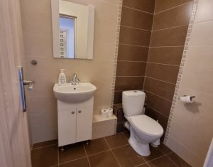 Apartament 3 camere, 83 mp,  2 bai, 2 balcoane, boxa, zona Electrica - Manastur