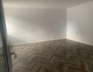 Bureau à louer dans Cluj-napoca, zone Centru