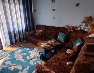 Inchiriere cota parte din locuinta, 1 camera in apartament cu 3 camere, Zorilor