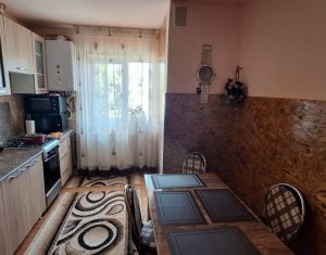 Inchiriere cota parte din locuinta, 1 camera in apartament cu 3 camere, Zorilor