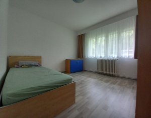 De inchiriat apartament cu 3 camere 2 bai Brates