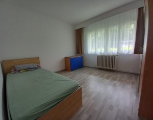 De inchiriat apartament cu 3 camere 2 bai Brates