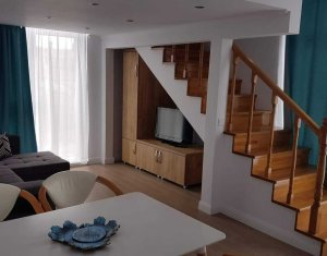 Apartament de lux cu 3 camere semidecomandat, zona centrala