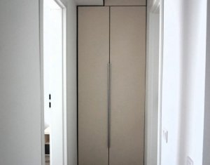 Apartament in West City Tower, cu priveliste, orientare sudica