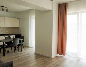 Apartament in West City Tower, cu priveliste, orientare sudica