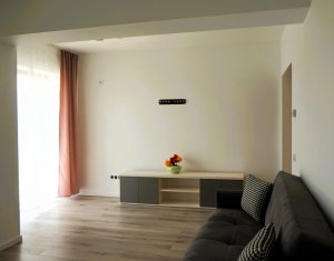 Apartament in West City Tower, cu priveliste, orientare sudica