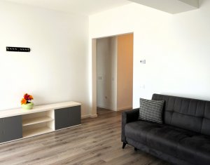 Apartament in West City Tower, cu priveliste, orientare sudica