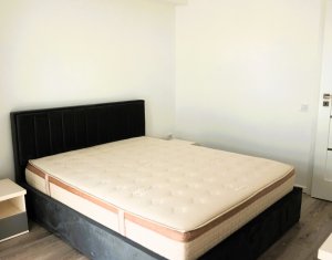 Apartament in West City Tower, cu priveliste, orientare sudica