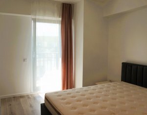 Apartament in West City Tower, cu priveliste, orientare sudica
