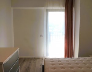 Apartament in West City Tower, cu priveliste, orientare sudica