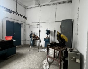 Atelier mecanic cu strung si alte echipamente, zona Terapia blvd Muncii