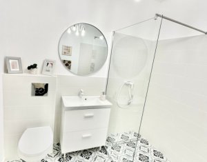 Apartment 3 rooms for rent in Floresti