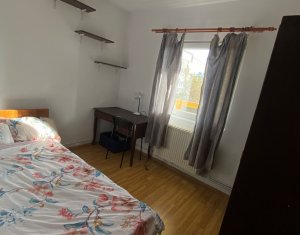 Apartament 4 camere, decomandat, situat in zona Gheorghe Dima!