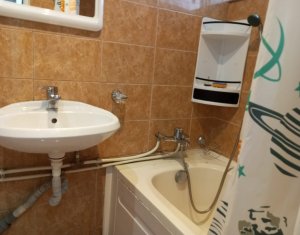 De inchiriat apartament de 2 camere Piata Mihai Viteazu