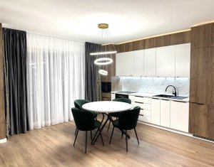Appartement 3 chambres à louer dans Cluj-napoca, zone Intre Lacuri