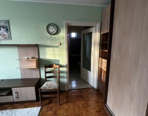 Apartament 2 camere, semidecomandat, zona Piata Abator