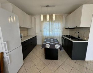 Apartment 3 rooms for rent in Floresti
