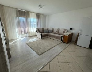 Apartment 3 rooms for rent in Floresti