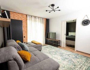 Apartament de 2 camere, decomandat, modern, zona Horea