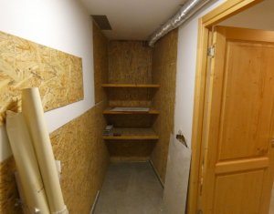 OPORTUNITATE INVESTITIE!     Spatiu comercial la subsol in zona centrală