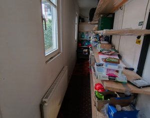 Casa si depozit de  inchiriat in Gruia
