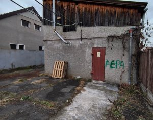 Casa si depozit de  inchiriat in Gruia