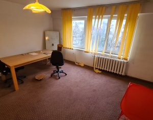 Apartament de 3 camere, confort sporit, finisaje clasice, Bulevardul Titulescu!