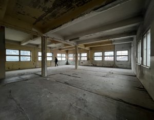 Spatiu semi-industrial 228mp in Clujana - piata 1 Mai