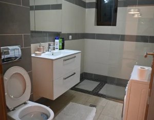 Apartament cu 4 camere, 110 mp, curte comuna, Manastur