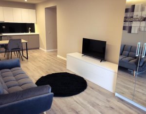 Apartament cu 3 camere, 70 mp, centru, zona liceului Nicolae Balcescu