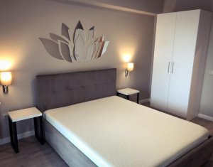 Apartament cu 3 camere, 70 mp, centru, zona liceului Nicolae Balcescu