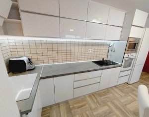 Apartment 3 rooms for rent in Cluj-napoca, zone Centru