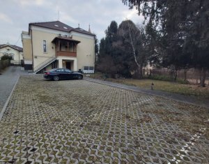 Casa de inchiriat, 450 mp, teren 1250 mp