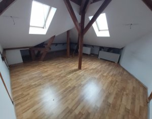 Casa de inchiriat, 450 mp, teren 1250 mp