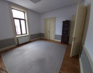Casa de inchiriat, 450 mp, teren 1250 mp