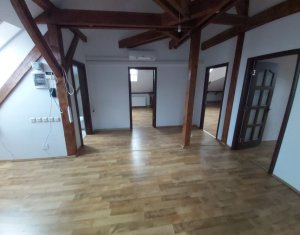 Casa de inchiriat, 450 mp, teren 1250 mp