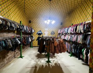 Spatiu comercial 95mp, 3 incaperi, zona magazin Central 