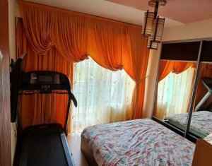 Appartement 3 chambres à louer dans Floresti