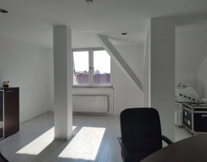 Birouri 2 incaperi + receptie, Centru - Regele Ferdinand, lift