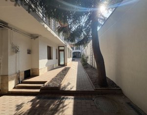 Spatiu de birou, locatie ultracentrala, bd. 21 Decembrie 1989