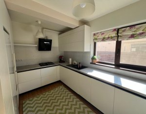 Inchiriere Duplex Modern 5 camere in Florești