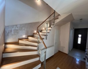 Inchiriere Duplex Modern 5 camere in Florești