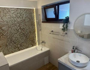 Inchiriere Duplex Modern 5 camere in Florești