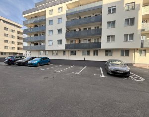 Inchiriere apartament modern, 2 camere, parcare, Floresti, zona BMW