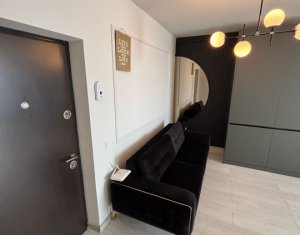 Inchiriere apartament modern, 2 camere, parcare, Floresti, zona BMW