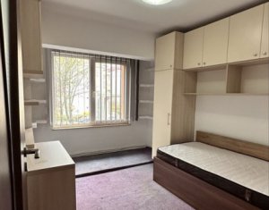 Apartament spatios de inchiriat, 4 camere, 2 bai, loc de parcare, Zona Marasti