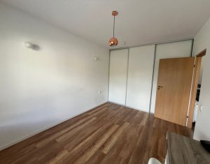 Apartament cu 3 Camere de Inchiriat in Floresti 
