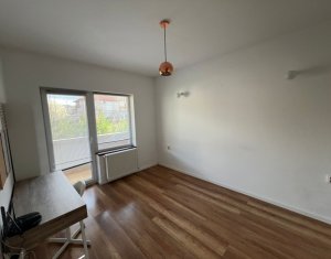 Apartament cu 3 Camere de Inchiriat in Floresti 