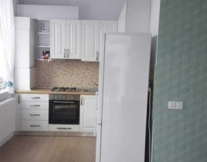 Apartament de inchiriat cu 3 camere, Zona centrala