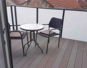 Apartament de inchiriat cu 3 camere, Zona centrala